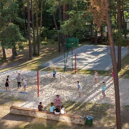 Ośrodek Kalina Ośrodek wypoczynkowy Pogorzelica (Gmina Rewal)